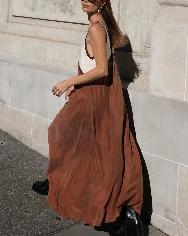 Lara | Chic v-neck contrasting color maxi dress