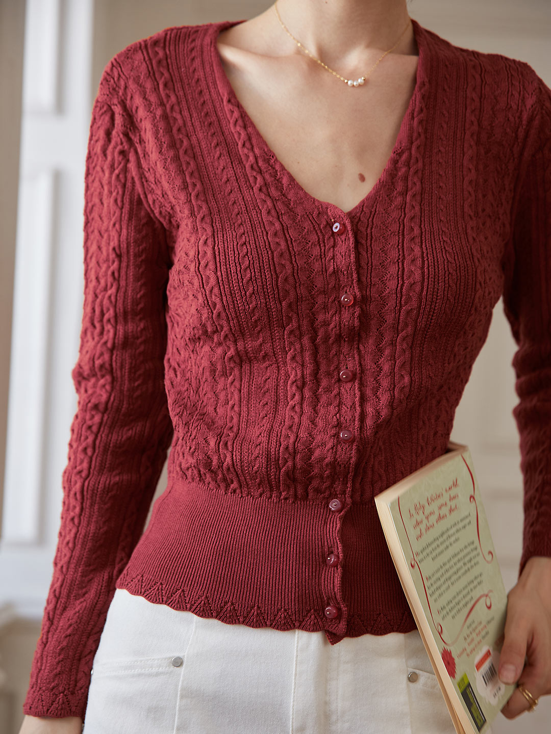 Milena | Women’s sweater with cable knit and glazed button detail