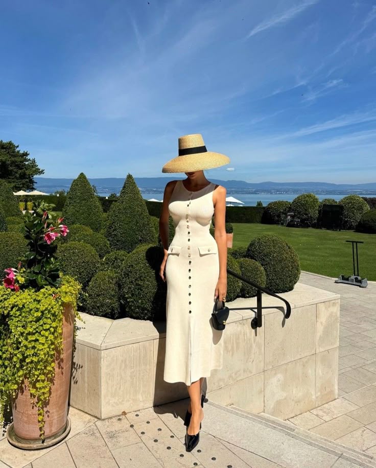 Avril | Women’s sleeveless knit maxi dress