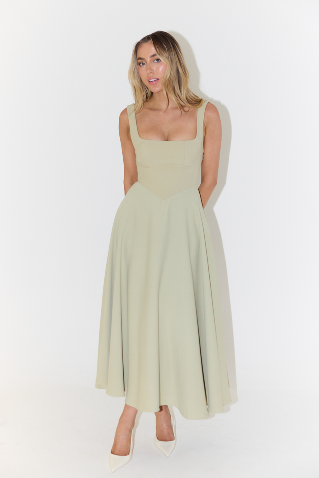 Beatrice | Elegant maxi dress with refined charm