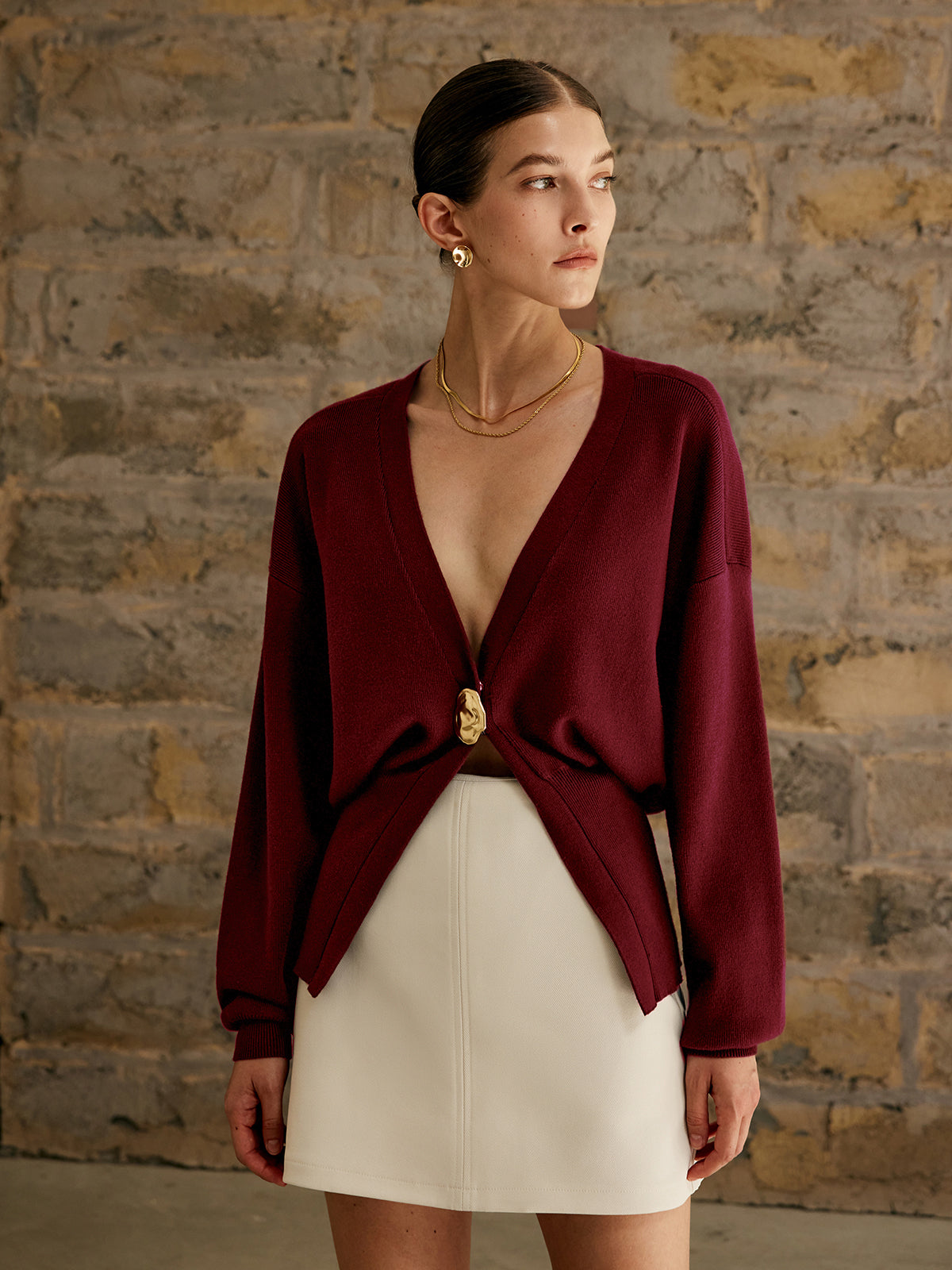 Avenna | Buttoned knit cardigan with ribbed structure