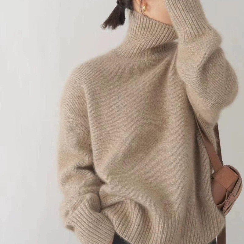Selena | Women’s cashmere turtleneck sweater