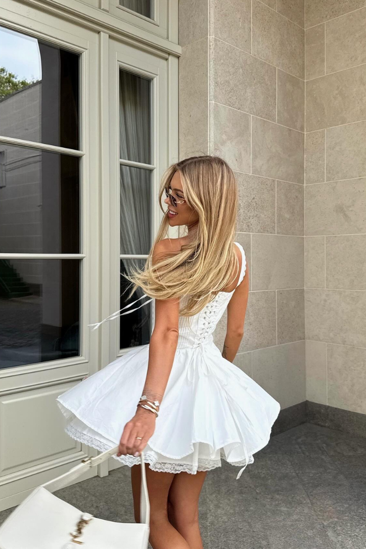 Rosella | Women’s sleeveless lace mini dress with sweetheart neckline