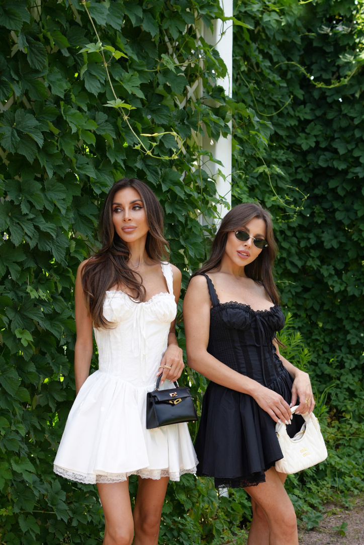 Rosella | Women’s sleeveless lace mini dress with sweetheart neckline