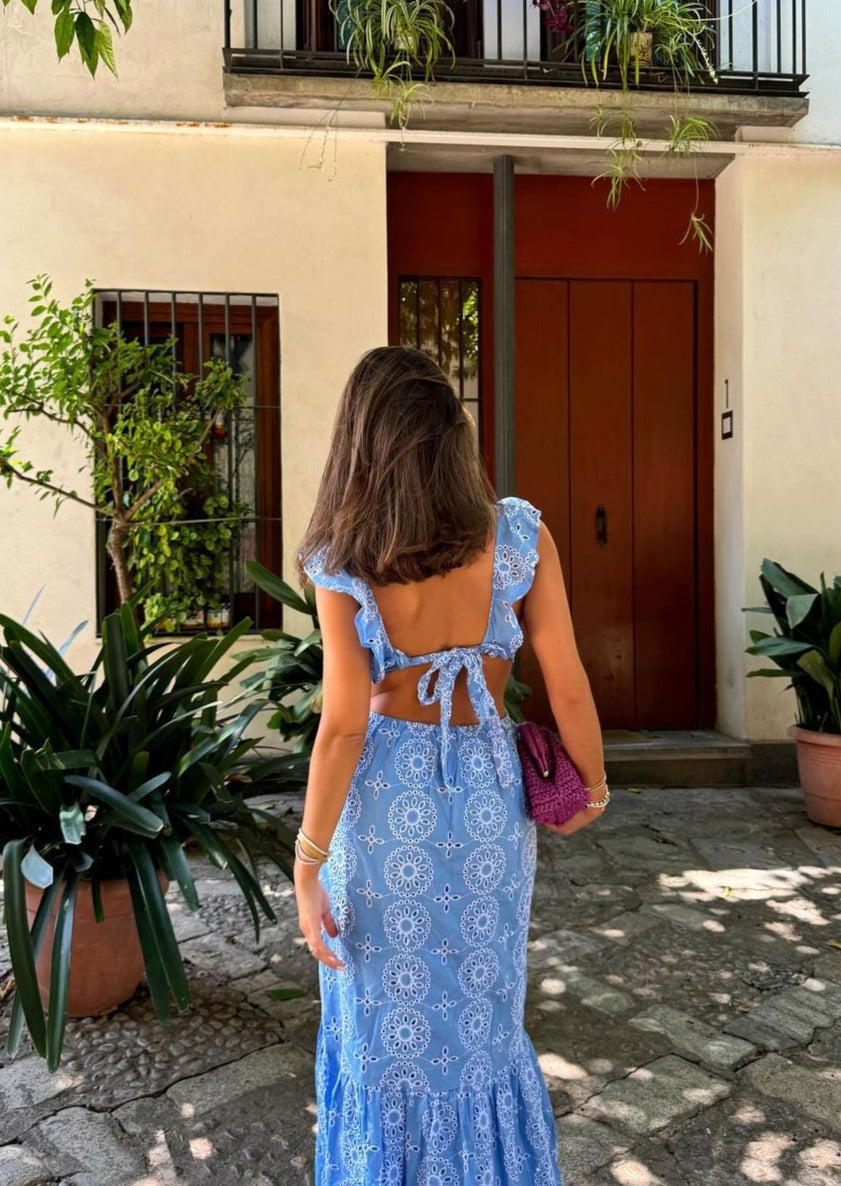 Dianella | Women’s ruffled maxi dress with open back