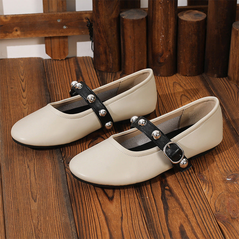 Bea | Women’s ballerina sandals with stud detail and rounded silhouette