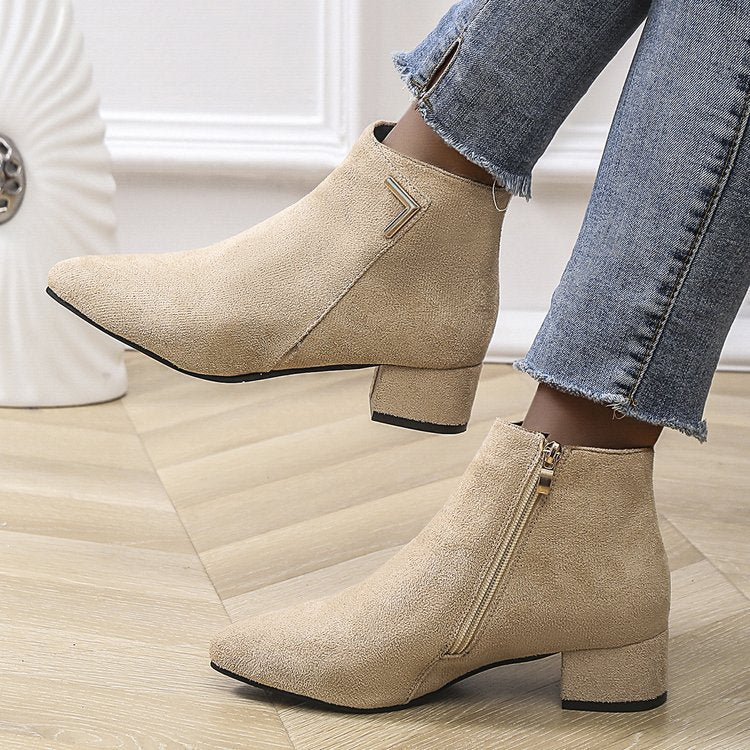 Kim | Women’s ankle boots with pointed toe and block heel
