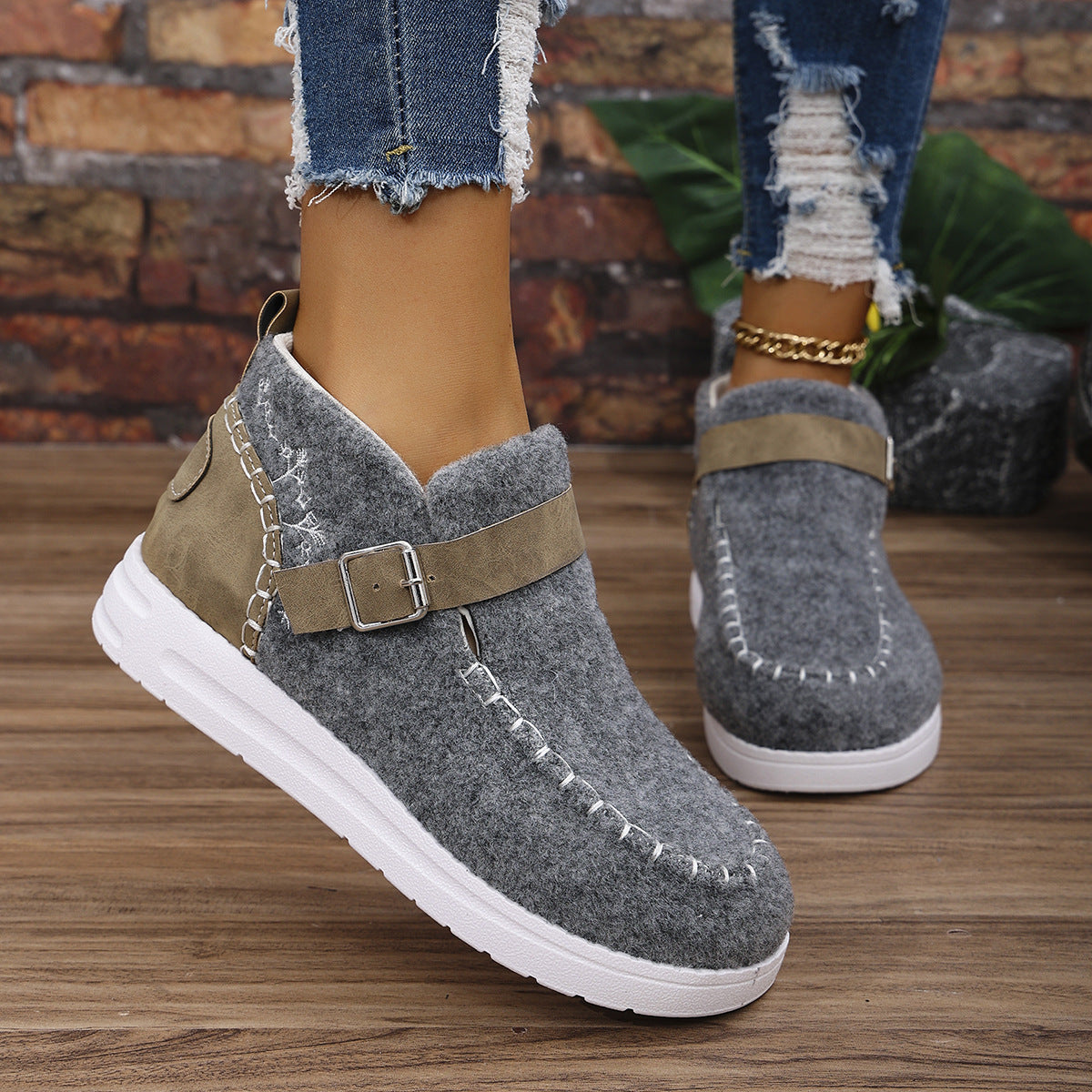 Hailey | Women’s slip-on shoes with strap detail and low heel