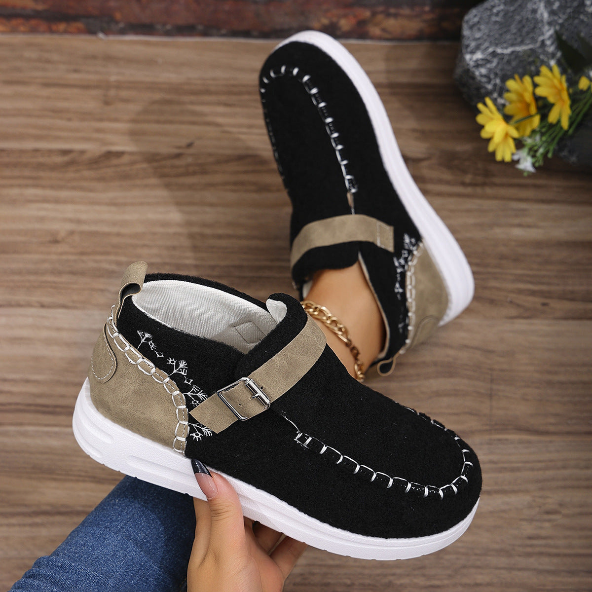 Hailey | Women’s slip-on shoes with strap detail and low heel