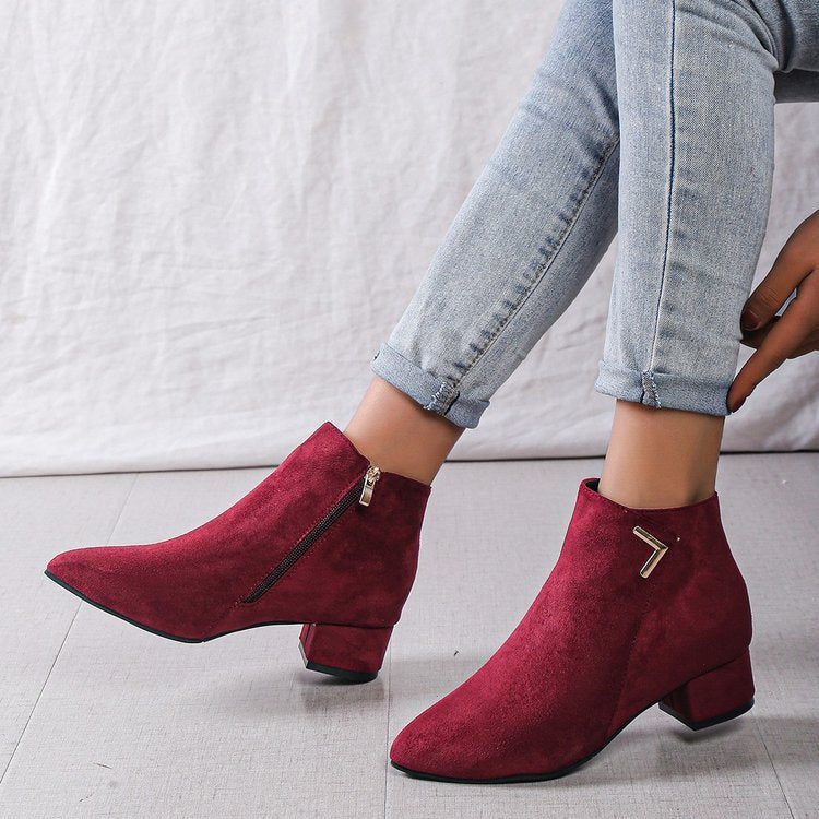 Kim | Women’s ankle boots with pointed toe and block heel