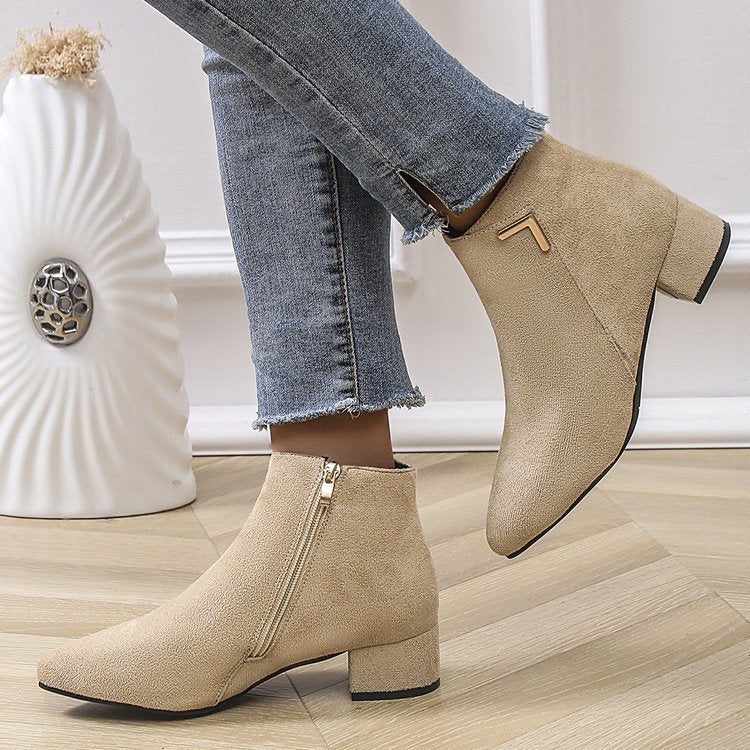 Kim | Women’s ankle boots with pointed toe and block heel
