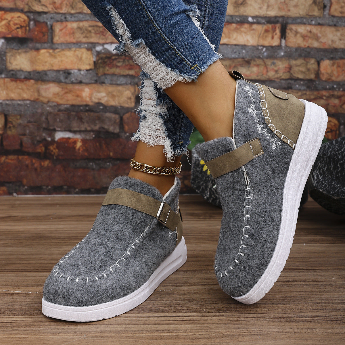 Hailey | Women’s slip-on shoes with strap detail and low heel