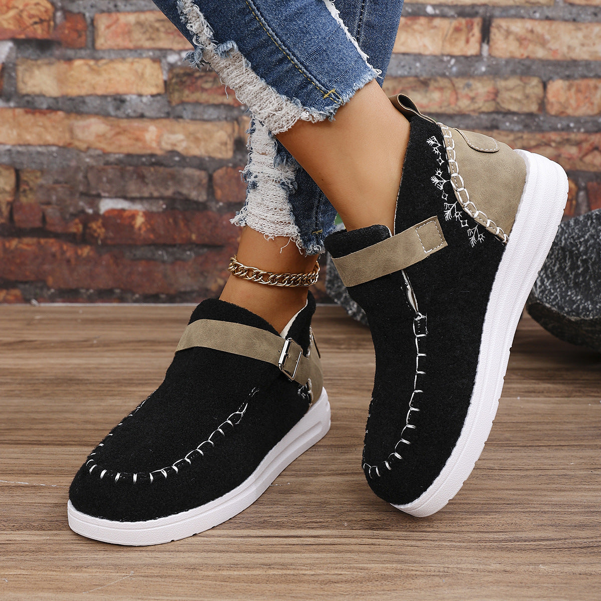 Hailey | Women’s slip-on shoes with strap detail and low heel