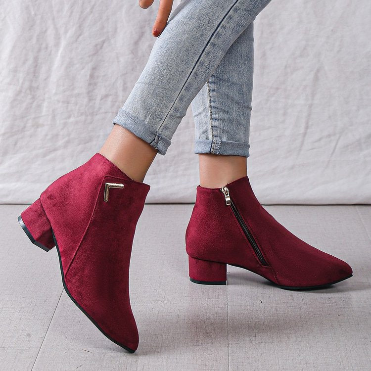 Kim | Women’s ankle boots with pointed toe and block heel