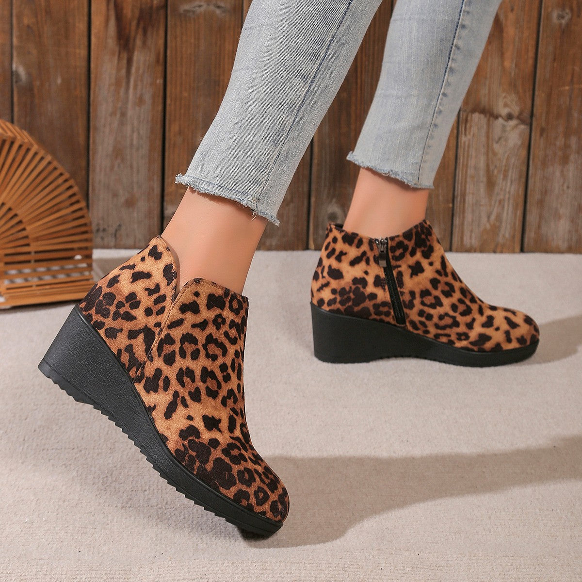 Alaya | Suede-look wedge boots with leopard flair