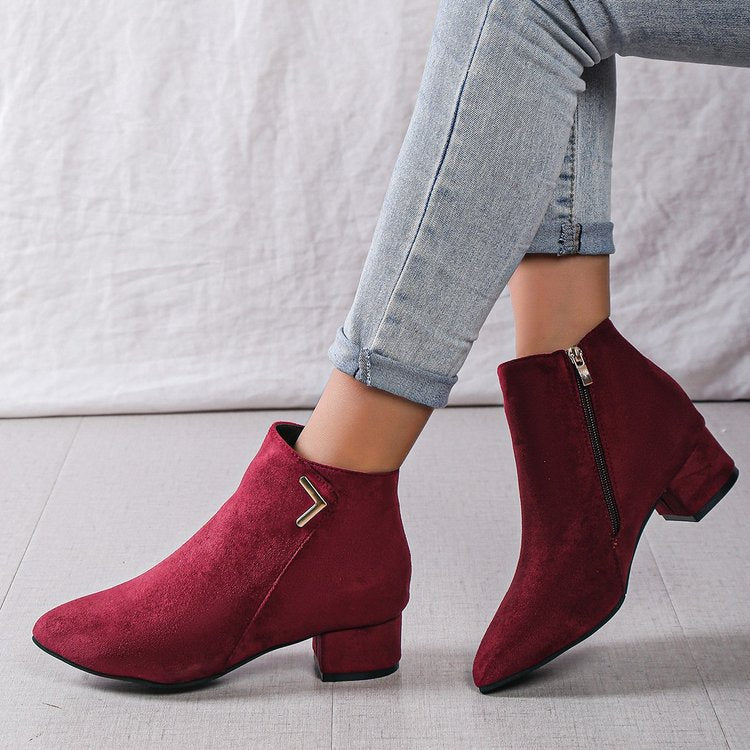 Kim | Women’s ankle boots with pointed toe and block heel
