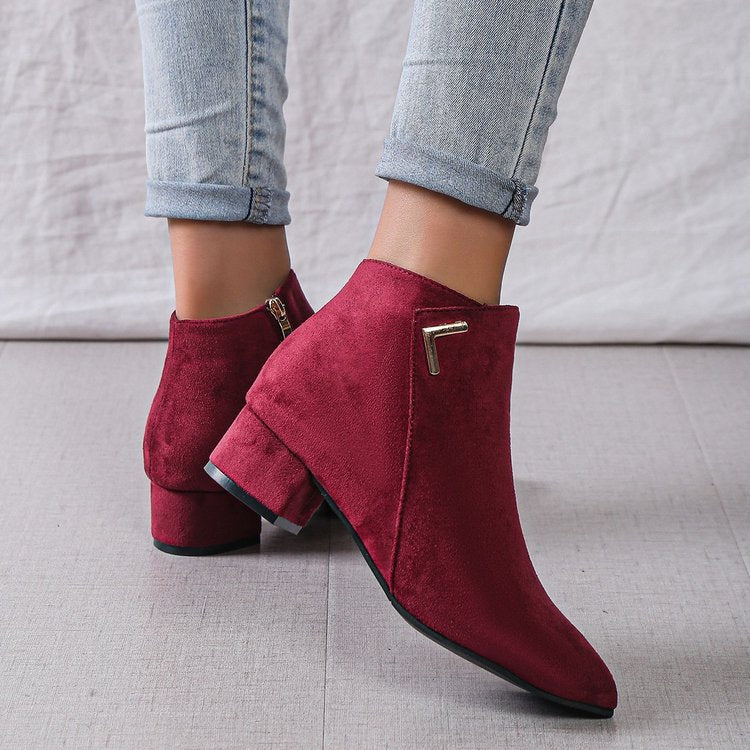 Kim | Women’s ankle boots with pointed toe and block heel