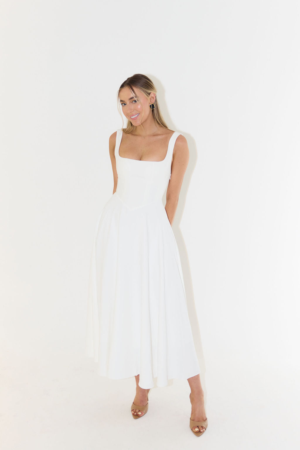 Beatrice | Elegant maxi dress with refined charm