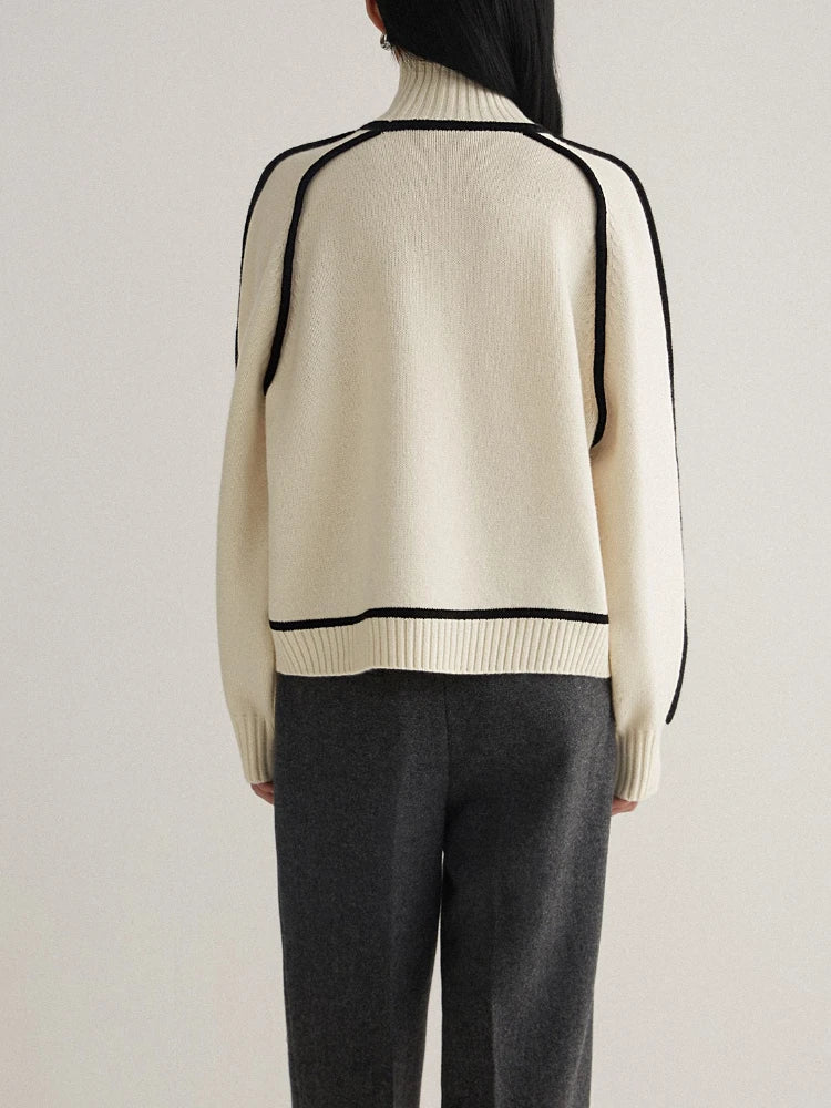 Elano | Turtleneck sweater with contrasting seams