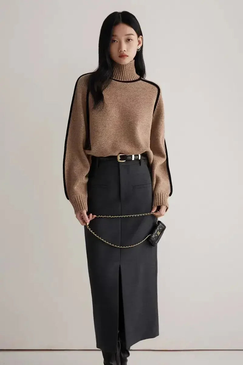 Elano | Turtleneck sweater with contrasting seams