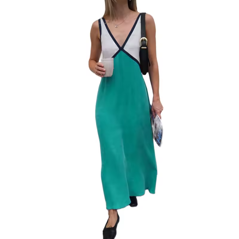 Lara | Chic v-neck contrasting color maxi dress