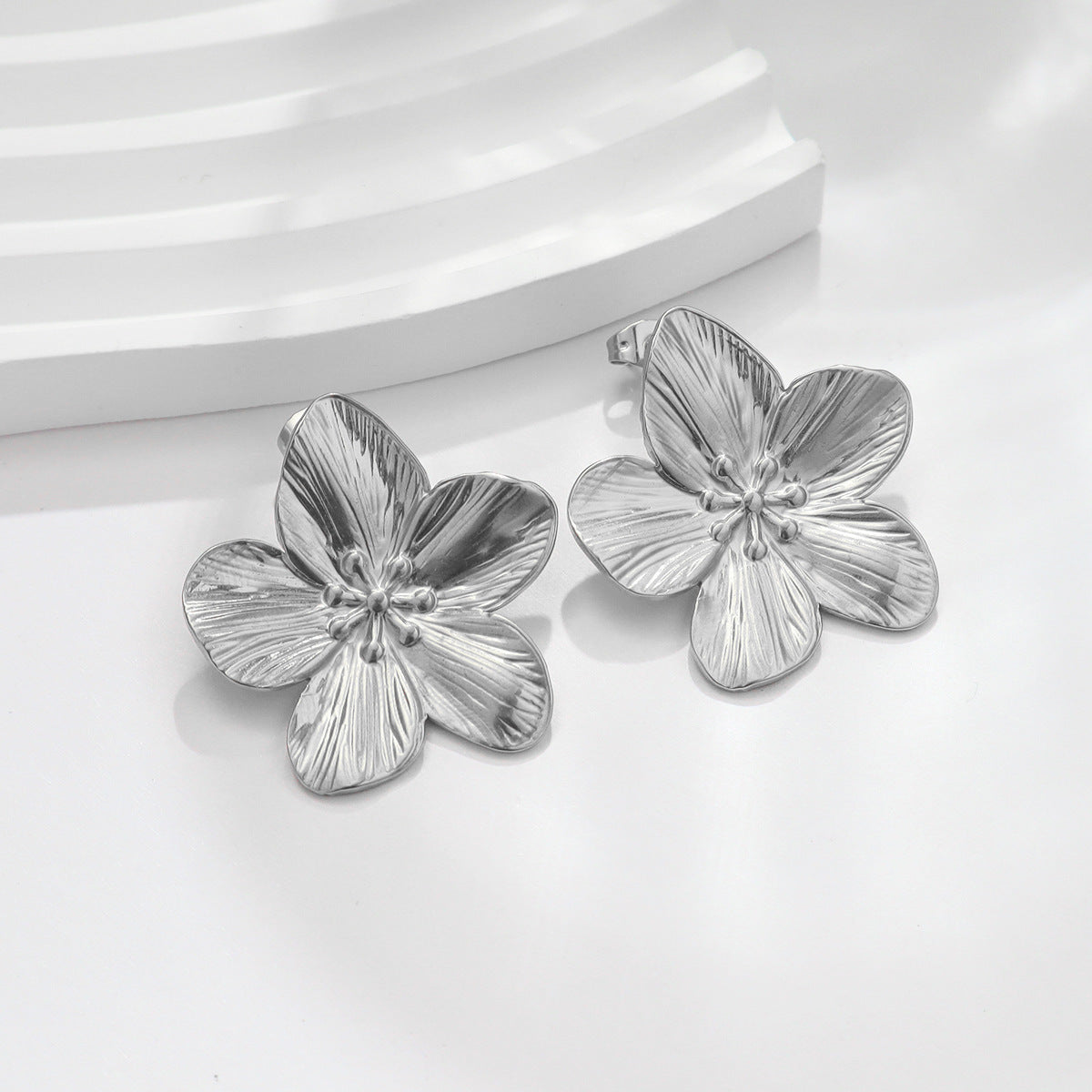 Heidi | A statement of elegance and charm flower earrings