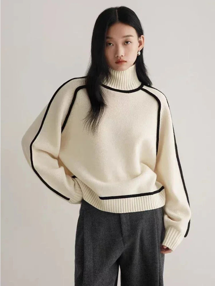 Elano | Turtleneck sweater with contrasting seams