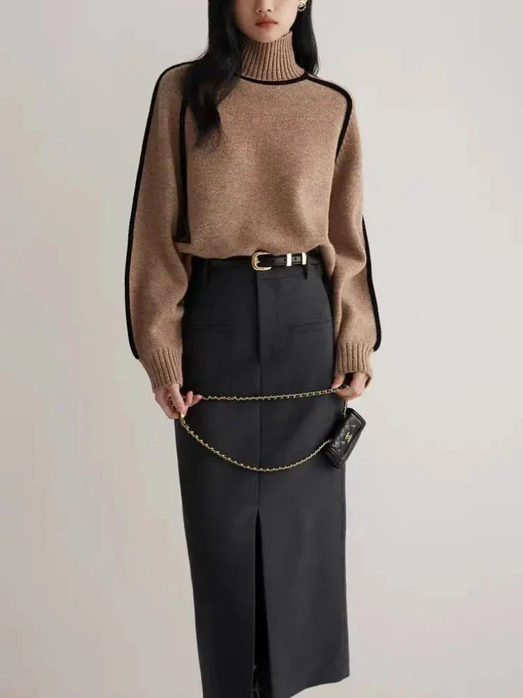 Elano | Turtleneck sweater with contrasting seams