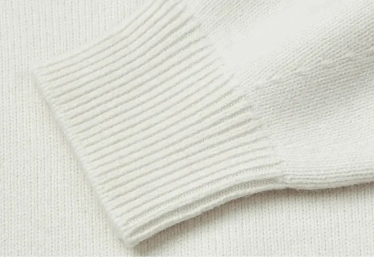 Elano | Turtleneck sweater with contrasting seams