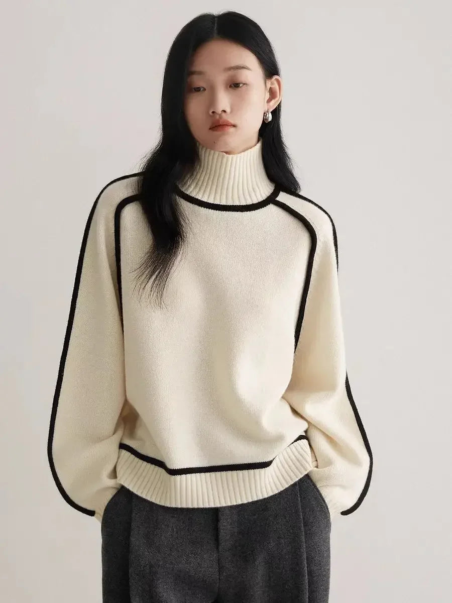 Elano | Turtleneck sweater with contrasting seams