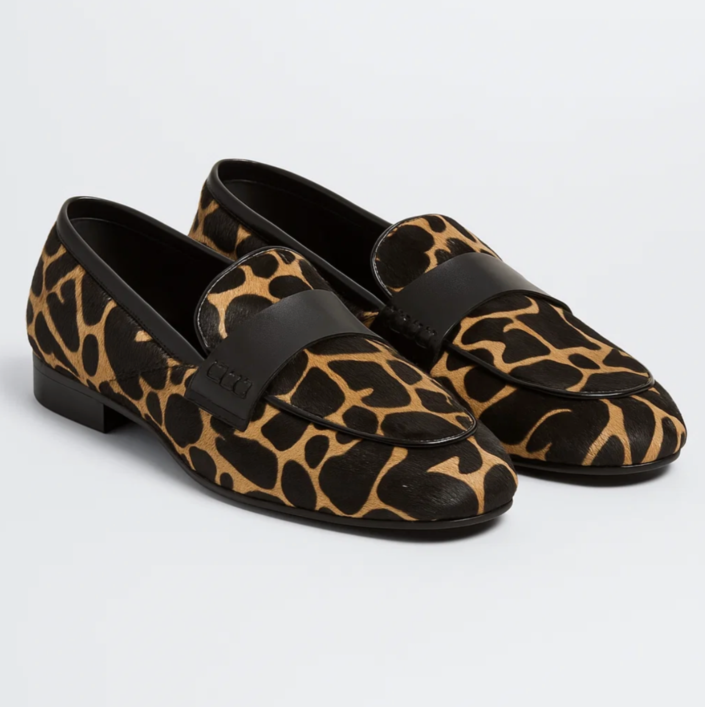 Elowen | Loafers with modern pattern detail