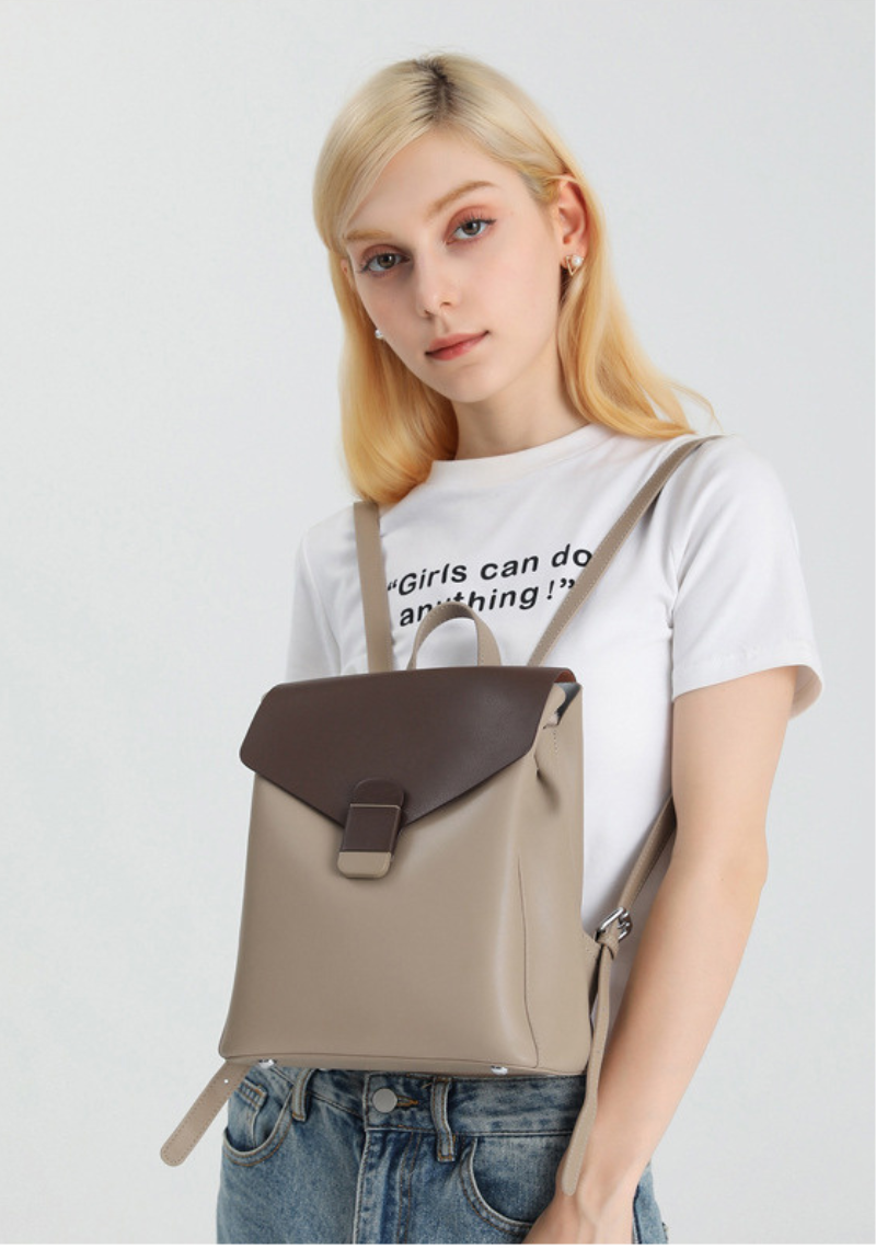 Cherry | Women’s compact backpack with structured design and zipper closure
