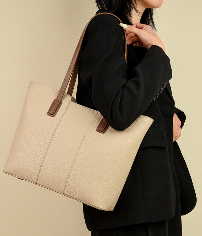 Mila | Women’s tote bag with contrast detail and zip closure