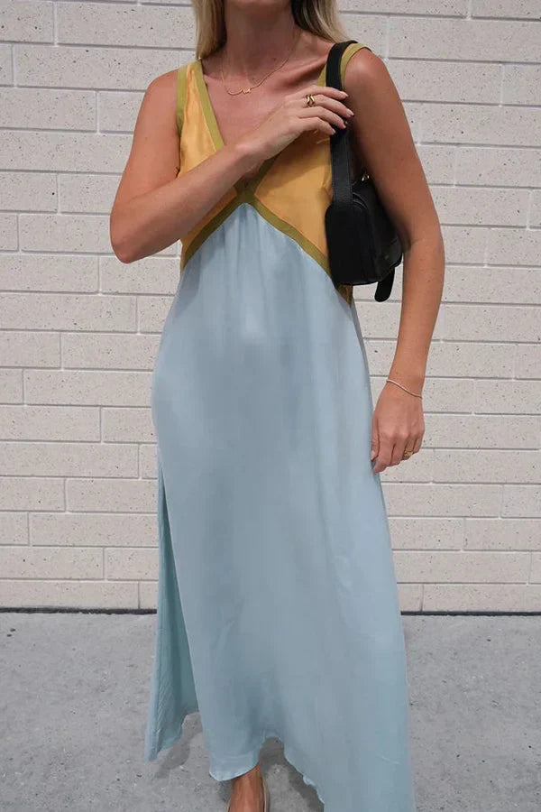 Lara | Chic v-neck contrasting color maxi dress