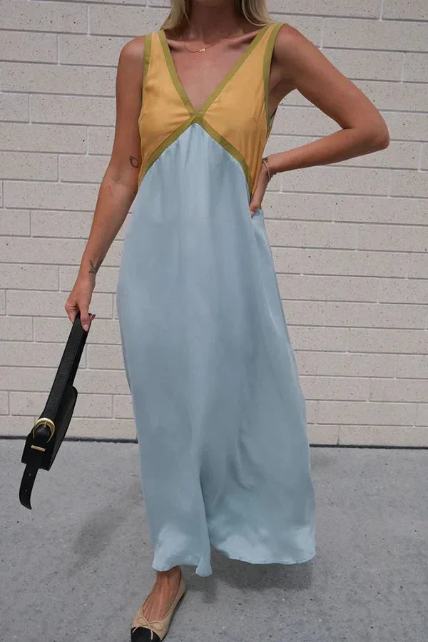 Lara | Chic v-neck contrasting color maxi dress