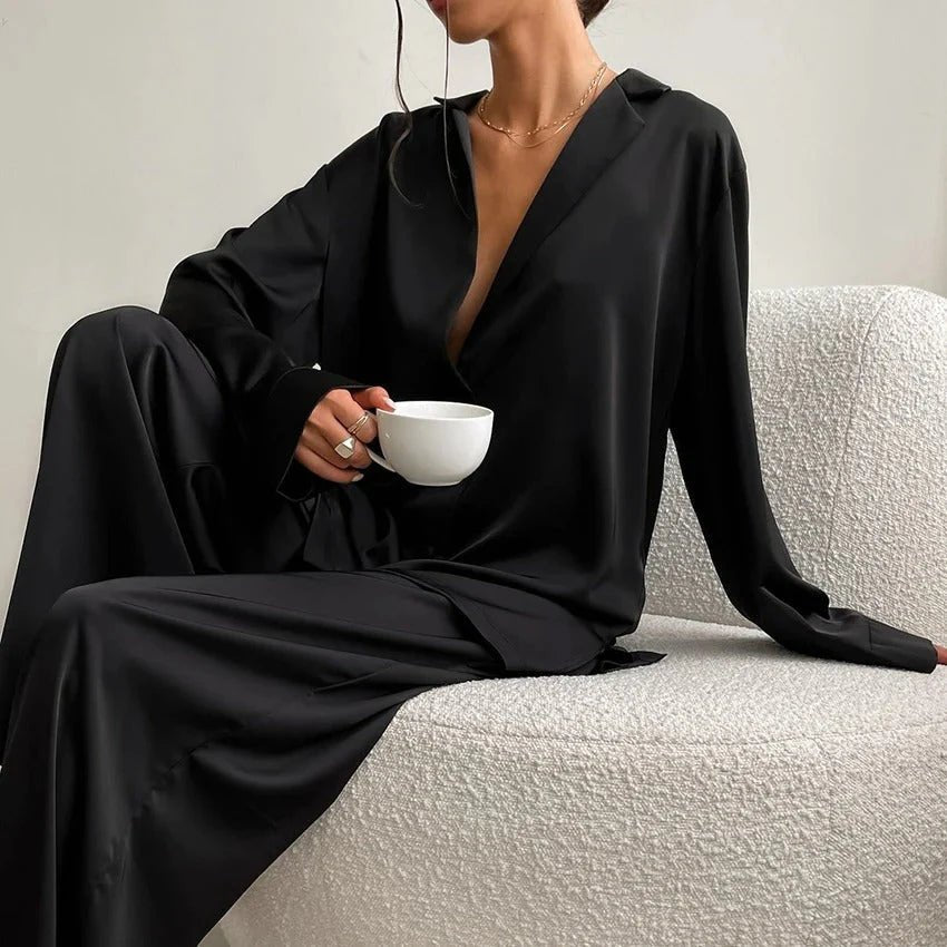 Elisa | Loungewear set with blouse and wide-leg pants