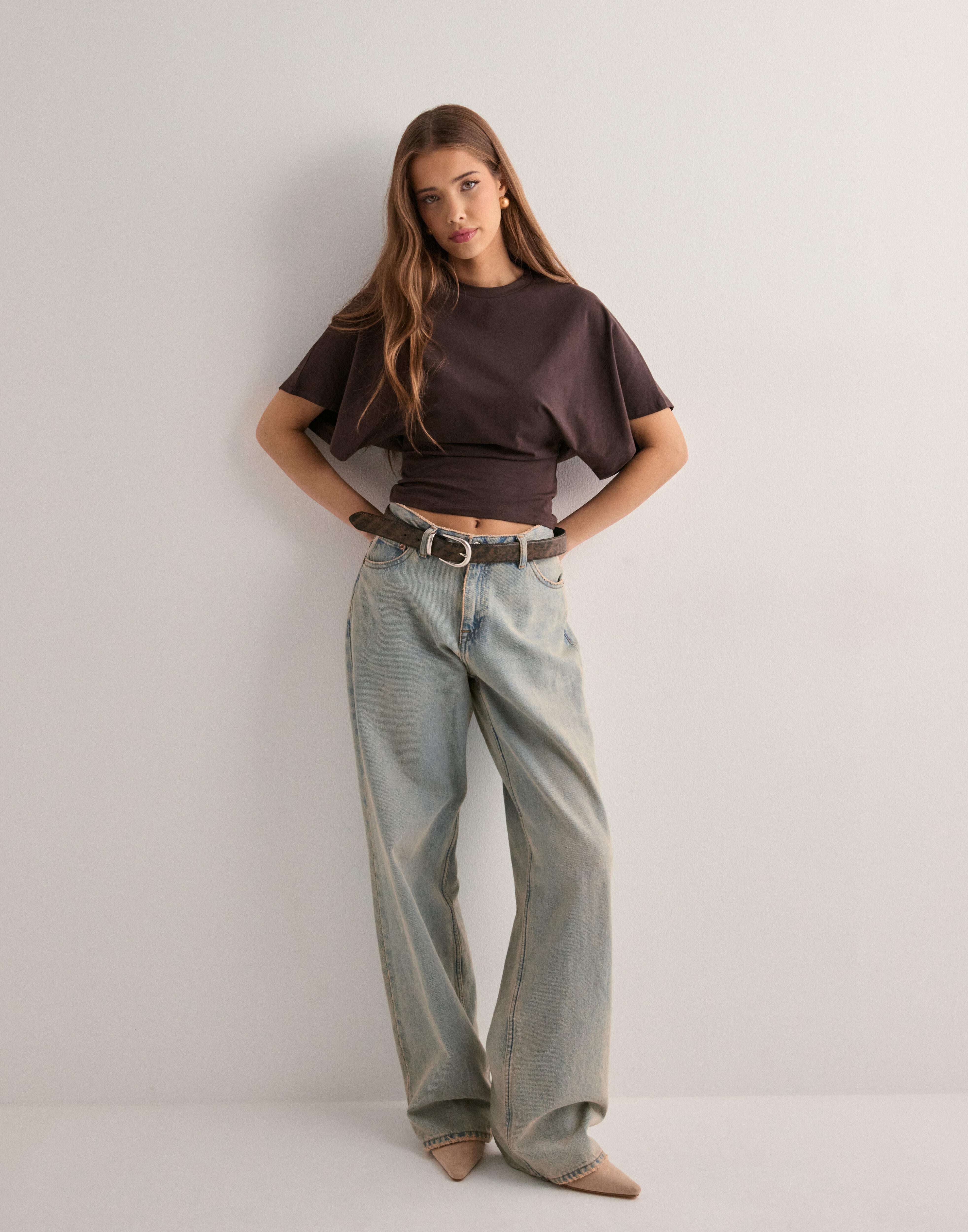 Mia | Wide sleeve casual tee for everyday wear