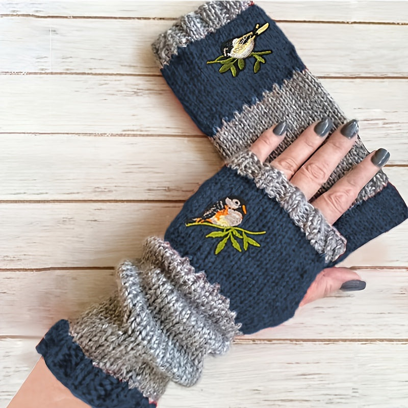Avery | Fingerless gloves with delicate embroidery