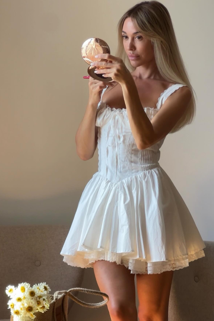 Rosella | Women’s sleeveless lace mini dress with sweetheart neckline