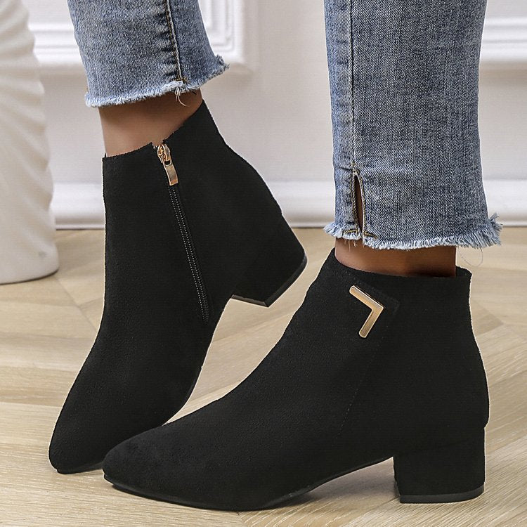 Kim | Women’s ankle boots with pointed toe and block heel