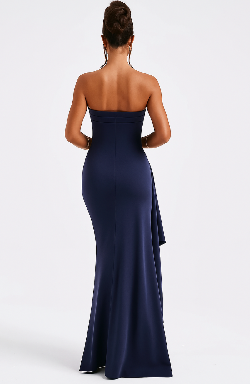 Scarlette | Twisted maxi dress without shoulders