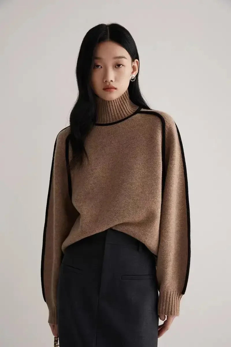 Elano | Turtleneck sweater with contrasting seams