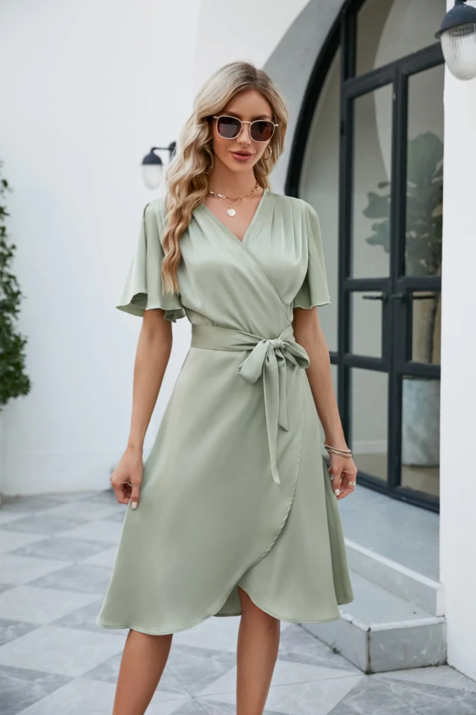 Alirra | Women's midi dress with flowing silhouette and v-neckline