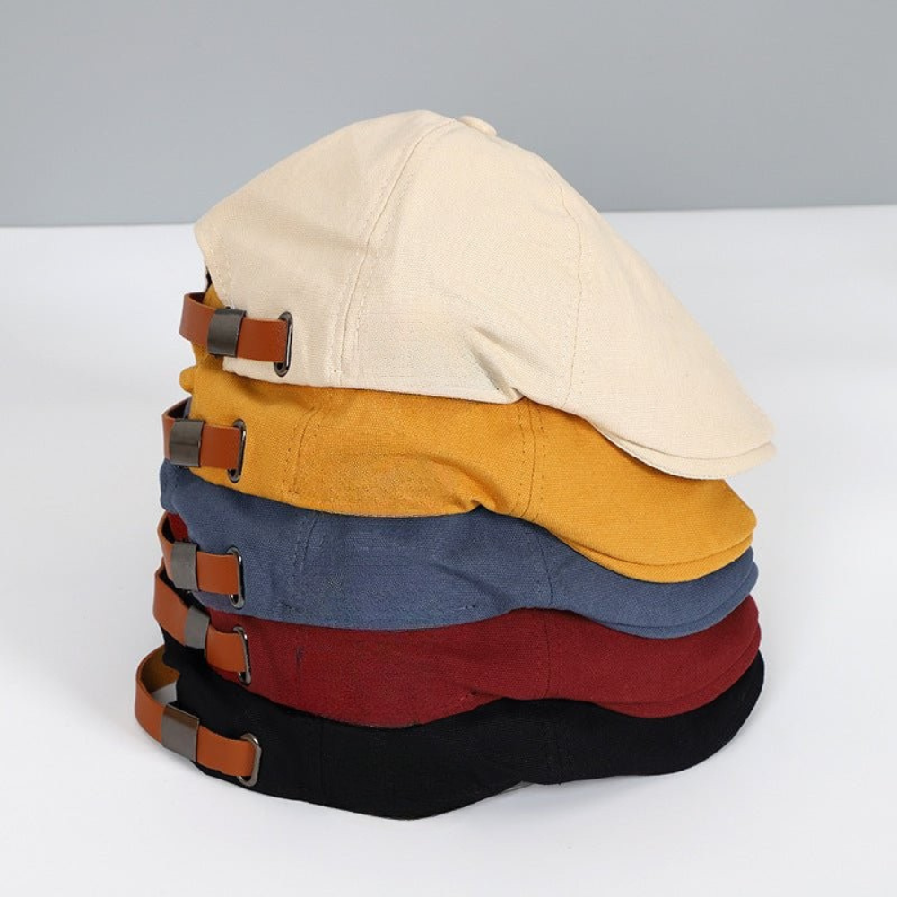 Charlie | Women's flat cap with curved brim and structured crown